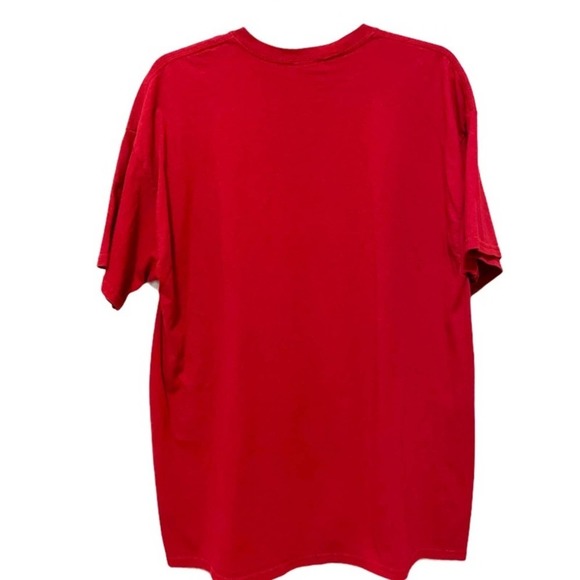 VACATION T Shirt Adults X Large XL Gildan Maroon London, England Crown Graphic - Picture 3 of 7